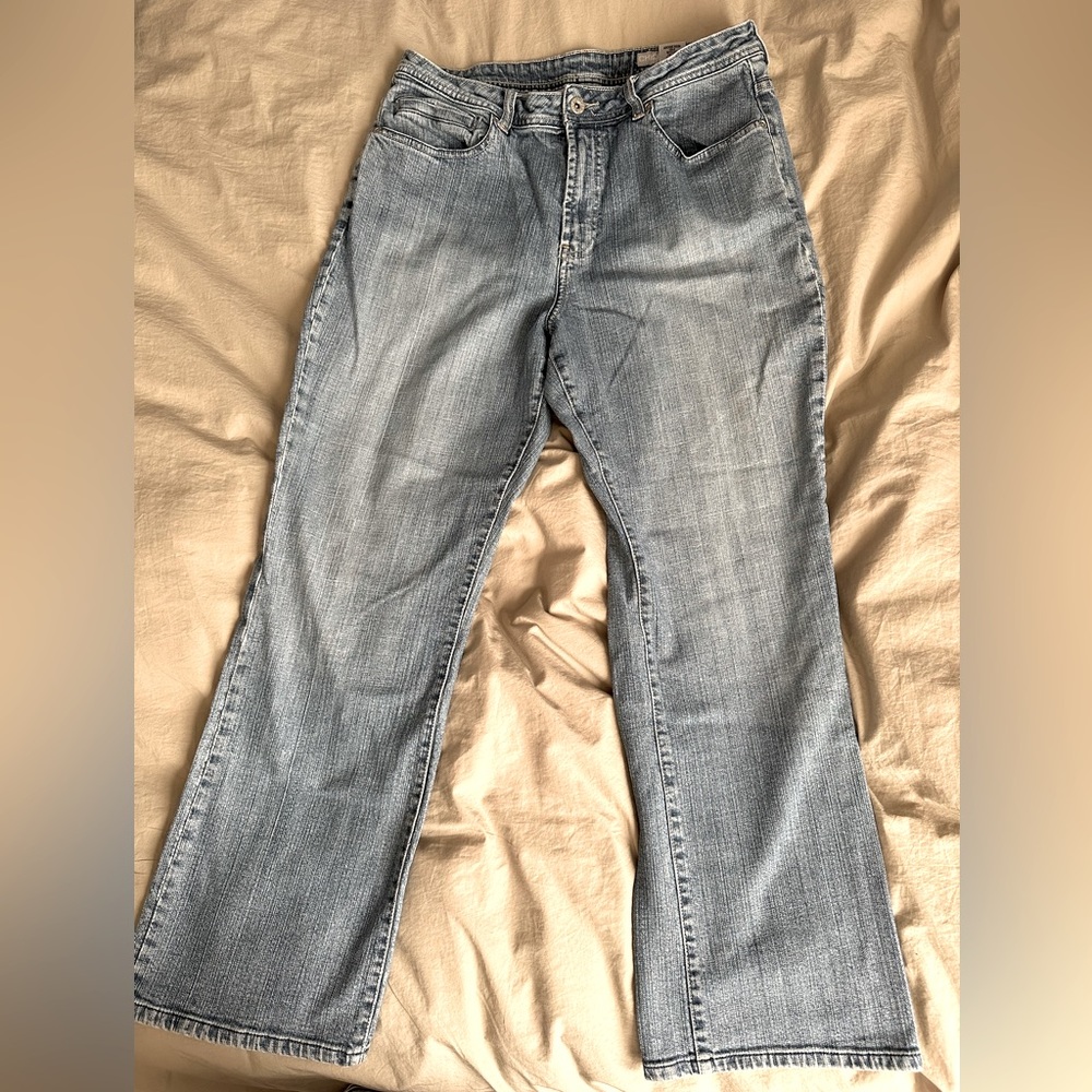 Chico’s Platinum Size 2 (12 - L) Boot cut Jeans